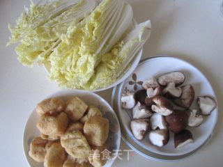 香菇豆腐泡娃娃菜的做法步骤：1