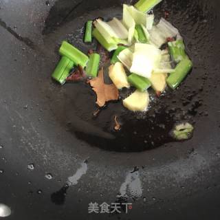 板栗烧鸡翅的做法步骤：4