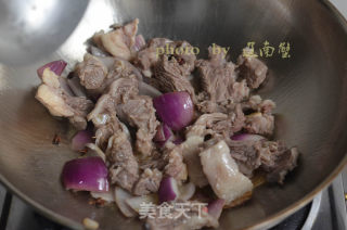 萝卜烧羊肉，冬吃萝卜夏吃姜，老百姓的保健食品的做法步骤：8