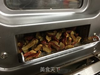 一键式红枣红糖吐司，省时的美味的做法步骤：4