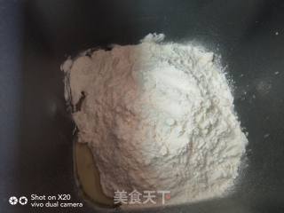 豆沙玫瑰花面包的做法步骤：1