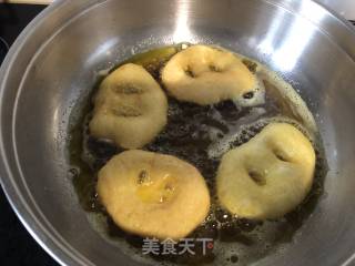 炸油饼的做法步骤：8