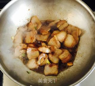 土豆青麻叶酸菜炖五花肉的做法步骤：4