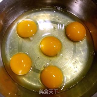 牡蛎金针菇蛋饼的做法步骤：2