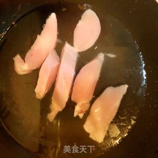 宝宝辅食，鸡肉松的做法步骤：1