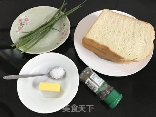 葱香吐司条的做法步骤：1