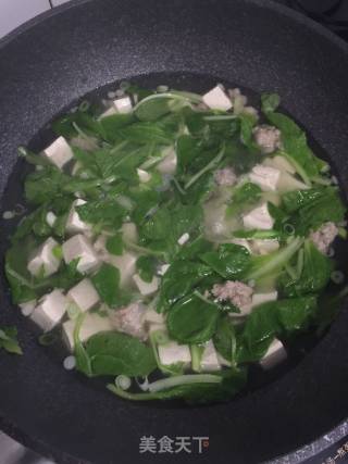 肉丸豆腐炖小白菜的做法步骤：7