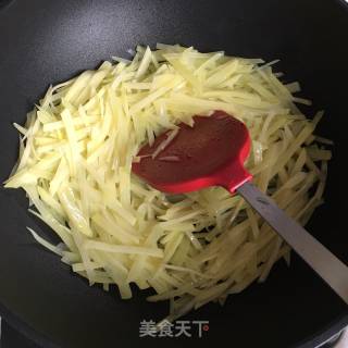 清炒土豆丝的做法步骤：6