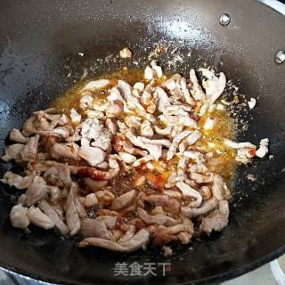 青椒茄子炒肉丝的做法步骤：8