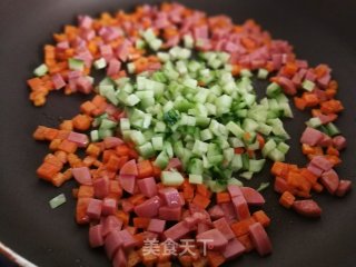 菠萝炒饭的做法步骤：11