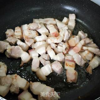 五花肉炖土豆的做法步骤：5