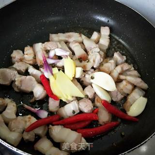 五花肉炖土豆的做法步骤：6