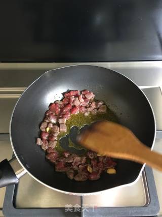 牛肉咖喱饭的做法步骤：5