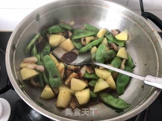 土豆炖豆角的做法步骤：6