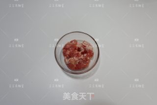 榨菜肉末烩豆腐的做法步骤：2