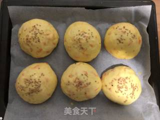 胡萝卜豆沙餐包的做法步骤：11