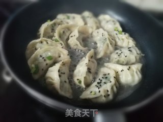 韭菜猪肉饺子的做法步骤：13