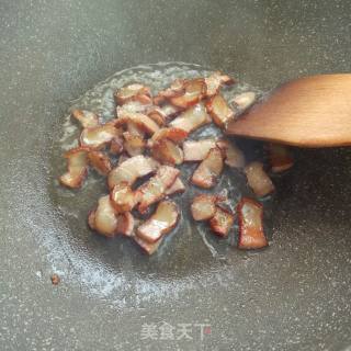 蒜薹炒腊肉的做法步骤：4