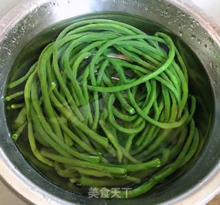 麻酱豇豆结#凉拌菜#的做法步骤：3