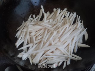 肉丝炒香菜杏鲍菇的做法步骤：8