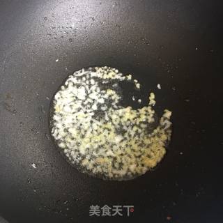 木耳洋葱炒芹菜的做法步骤：5