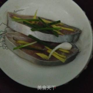 清蒸金鲳鱼的做法步骤：5