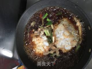 红烧鳕鱼的做法步骤：6