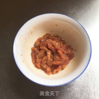 黄豆芽炒肉丝的做法步骤：2