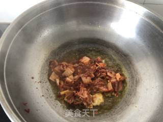 泡菜豆腐汤的做法步骤：2