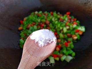 芹菜胡萝卜炒肉丁的做法步骤：14