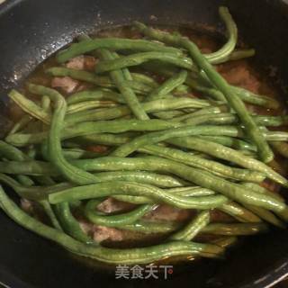 排骨炖豆角土豆的做法步骤：6