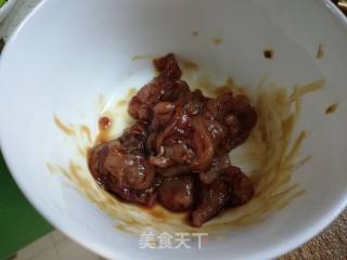 杏鲍菇炒肉的做法步骤：3