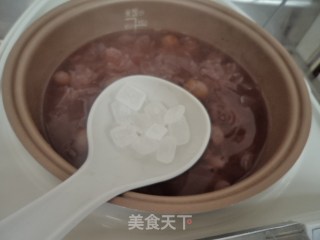 红豆桂圆银耳羹的做法步骤：7