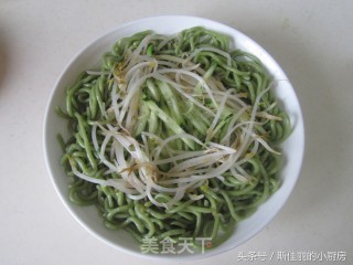 香菇肉酱菠菜面的做法步骤：14