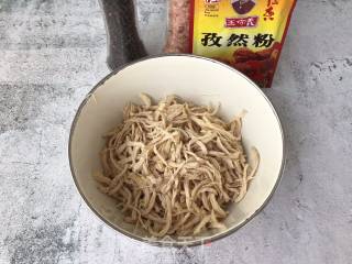 香辣烤鸡丝的做法步骤：3