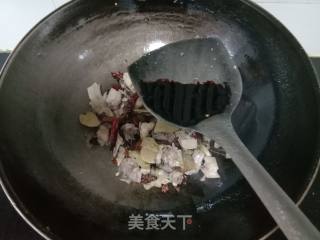 麻辣鸡块的做法步骤：10