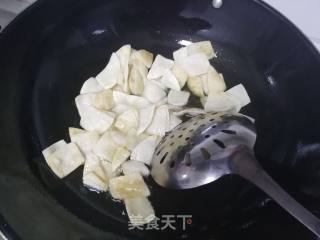 饺子皮版酥脆片的做法步骤：6