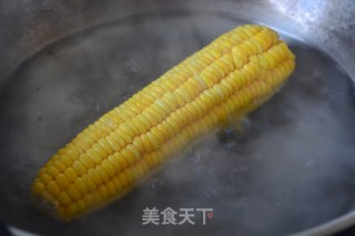 香煎虾拼玉米的做法步骤：2