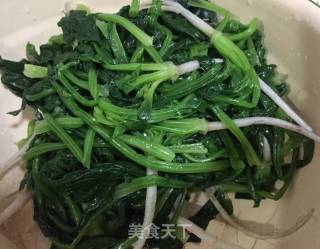 小清新之蒜香菠菜的做法步骤：5