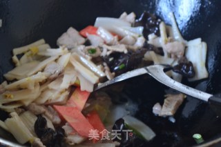 莲菜炒肉片的做法步骤：10