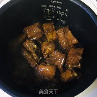 电饭锅版叉烧排骨的做法步骤：12