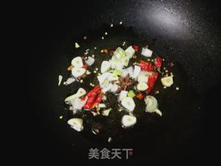 包菜炒粉条的做法步骤：4