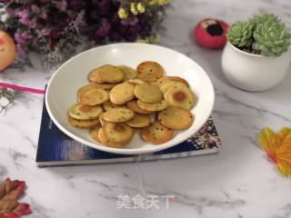 下午茶点心之一鸡蛋黑芝麻饼干的做法步骤：1