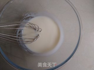 圣诞树根蛋糕的做法步骤：1