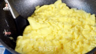 能让鸡蛋特别顺滑的韭菜盒子做法的做法步骤：6