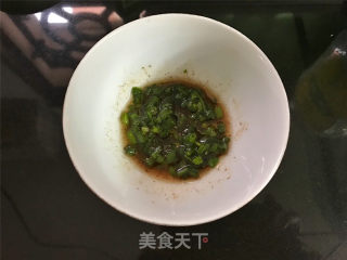 葱油薄饼的做法步骤：2