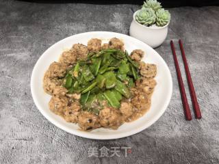 香菇丸子拼盘素炒芸豆的做法步骤：6