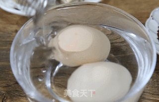 【当归鸡蛋红糖水】的做法步骤：1