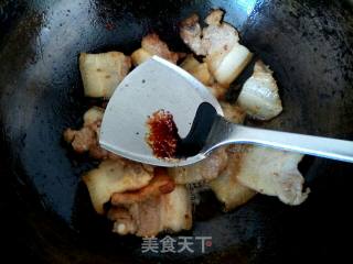 土豆豆角炖五花肉的做法步骤：5