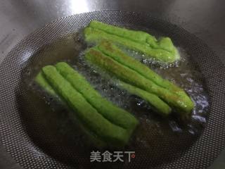 菠菜汁油条的做法步骤：7